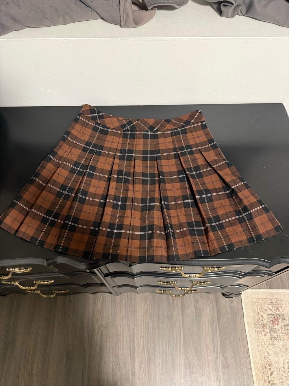 Aritzia Olive Micro Pleated Skirt